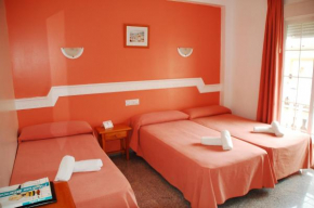Гостиница Hostal Mary Tere  Салобренья